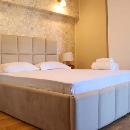 De La Playa 那沃达利