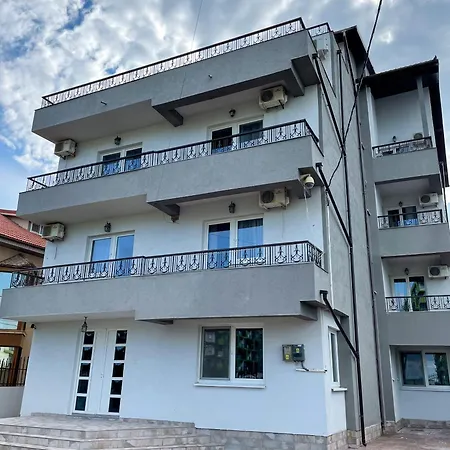 Guest house De La Playa Navodari