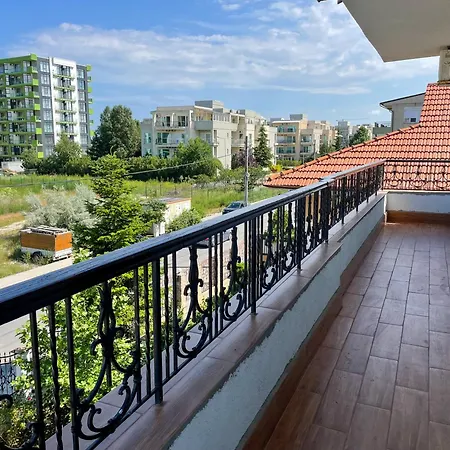 Guest house De La Playa *